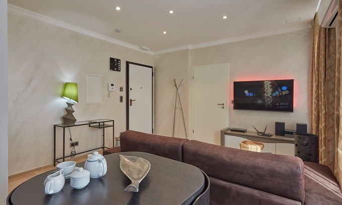 Ville Haute Apartamento | Villa Medici 01 one bedroom apartment