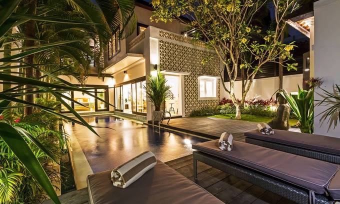 Laksmana Villa | VILLA MEYA - Eat St Ubicación