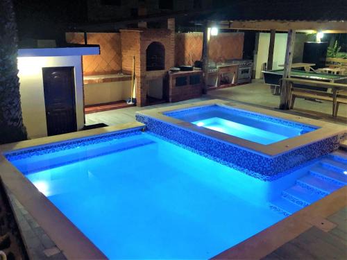La Vega Province Casa | Villa Mi Patio By Hospedify - Hermosa villa con mesa de billar y río cristalino a 3 min Un pequeño paraíso en Jarabacoa