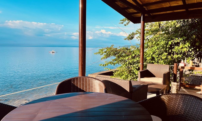 Mabini Villa | Villa Milagros Dive Inn Anilao