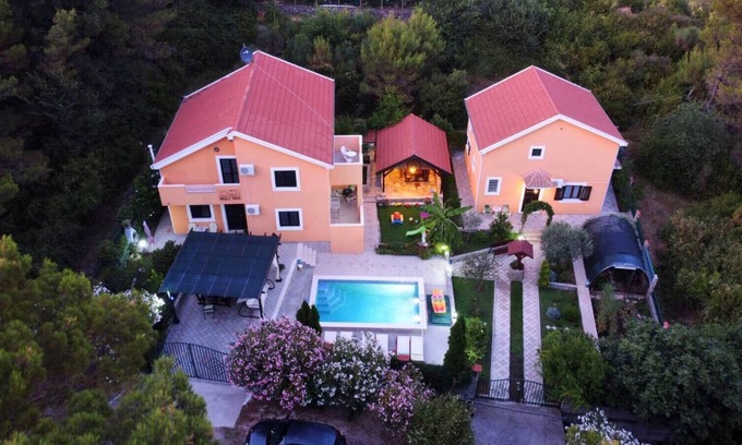 Mojdez Casa | Villa Moj Mir: Mountain peace&calm summer night