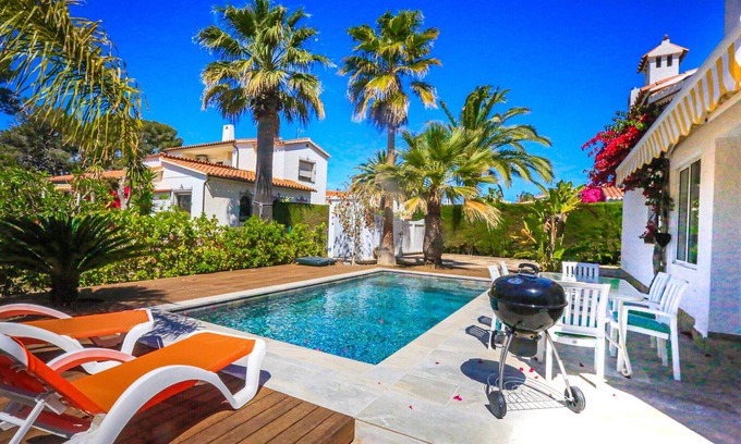 Cambrils Villa | VILLA MONET