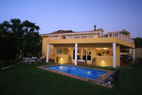 Windhoek Casa | Villa Moringa Guesthouse