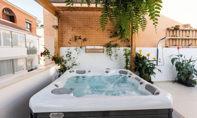 La Cala del Moral Villa | Villa Naim Guest House 200m beach