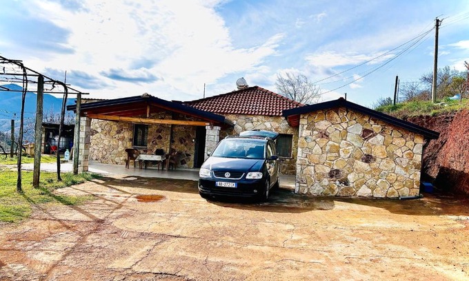 Sakës Cabina | Villa Ndoj Bukmire