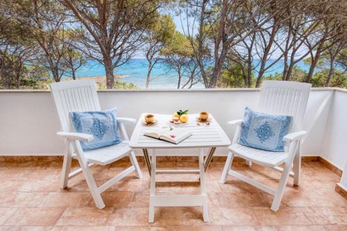 Cala Liberotto Apartamento | Villa Nella
