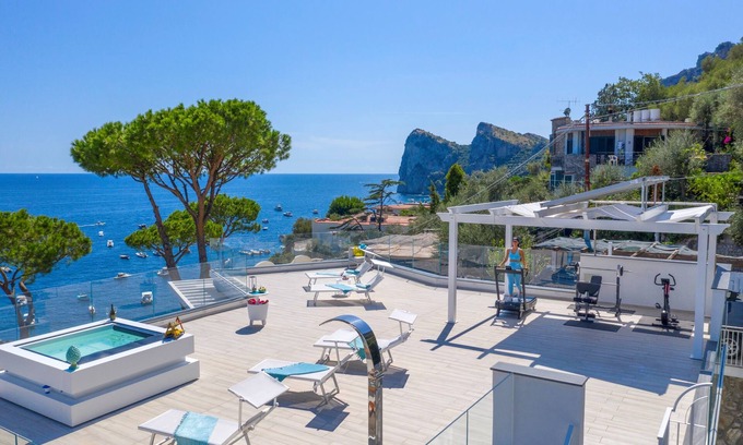 Nerano Villa | Villa Neranyum with private pool, hydromassage, sea view and parking