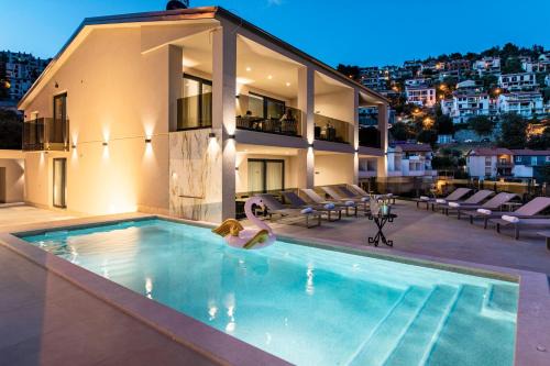 Rabac Apartamento | Villa Nina - Apartments with pool near the sea