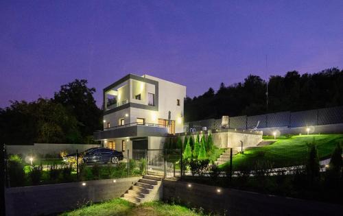 Petrovaradin Villa | Villa Nora