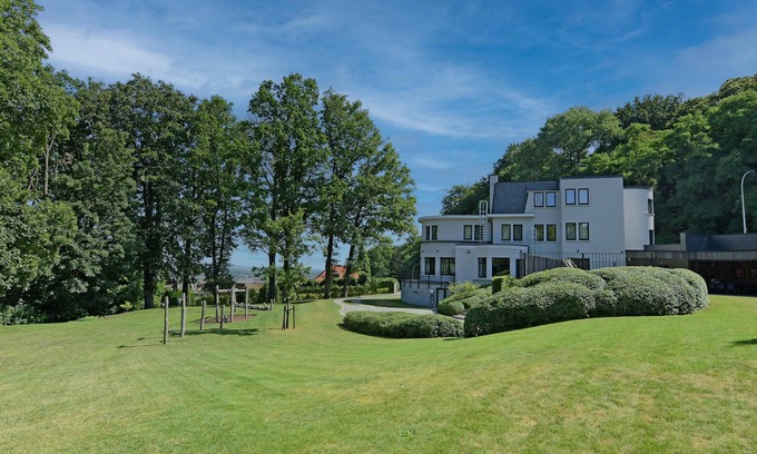Kluisbergen Casa | Villa on estate with sauna and views