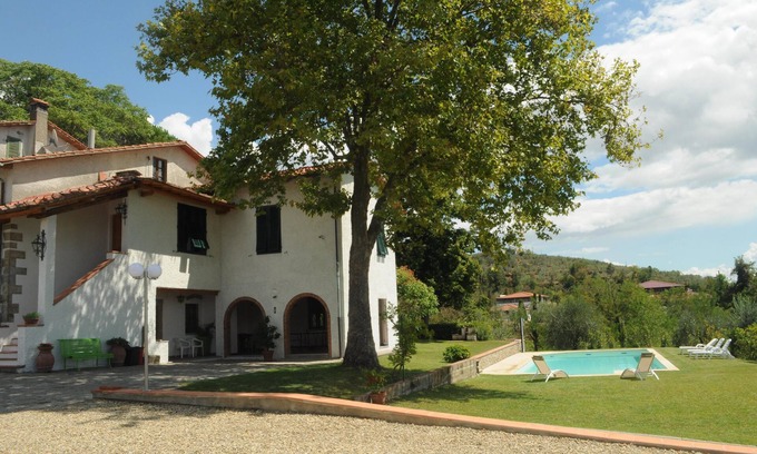 Castelfranco Piandisco Villa | Villa en las colinas toscanas cerca de Florencia
