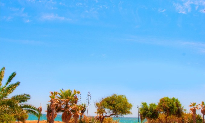 New Golden Mile Villa | VILLA EN LA PLAYA Inmaculada capacidad para 6 Piscina privada climatizada, caminar por todas partes,