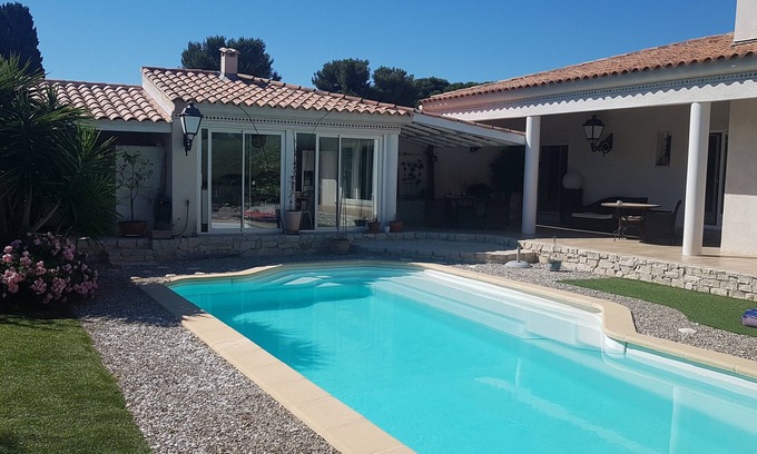 La Couronne Villa | Villa en la costa azul, tranquila, cerca de todo.