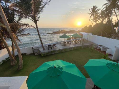 Dodanduwa Casa | Villa One64 Beach Front - Apartments