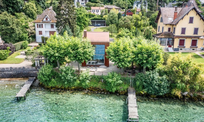 Thonon-les-Bains Villa | Villa 'Otoctone Bord Du Lac Léman' con vistas al lago, Wi-Fi y aire acondicionado