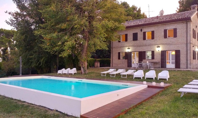 Pesaro Villa | Villa con vistas al mar en el parque natural de San Bartolo. Pesaro