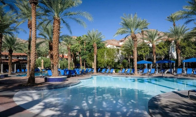 La Quinta Villa | Villa Palmera Unit #3 - 1bd/1ba King w/Private Terrace