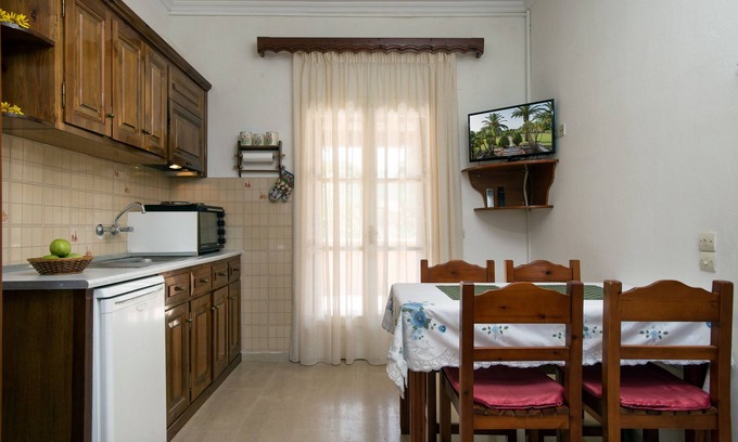Almiros Beach Apartamento | Villa Pami Apt3 45m2 the place to stay in Corfu