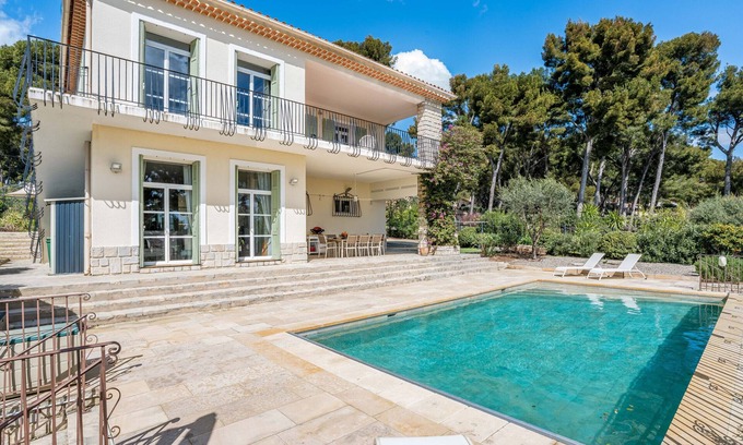 La Ciotat Villa | Villa Pandora, piscine chauffée, vue mer, jardin