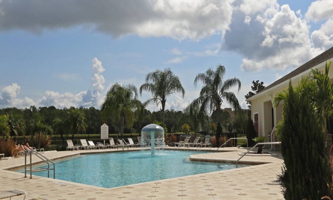 Trafalgar Village Alquiler De Eote | Villa Paradiso located in the Trafalgar Village Resort 6 bedrooms poo/spa