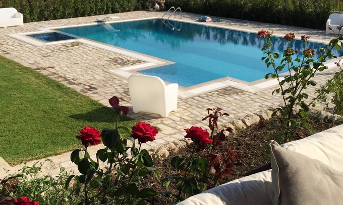 Casale Modica Villa | Villa Paradiso rodeado de verde olivo de oliva y algarrobo