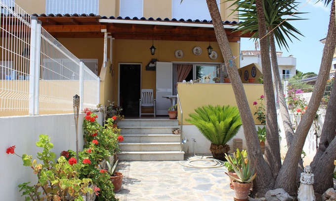 Peniscola Casa | Villa Peñiscola a 100m playa arena, WIFI,piscina, muy bien equipada