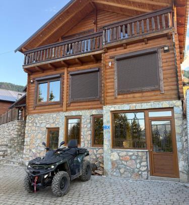 Pejë Villa | Villa Peak