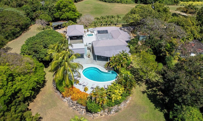 Halcyon Heights Condominio | Villa Phoenix, Simmons Road, Sandy Lane, St. James