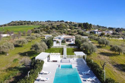 Casale Modica Villa | Villa Pinella by Villa Plus