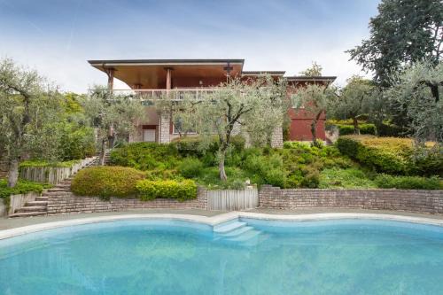 Torri del Benaco Villa | Villa Pirandello With Pool