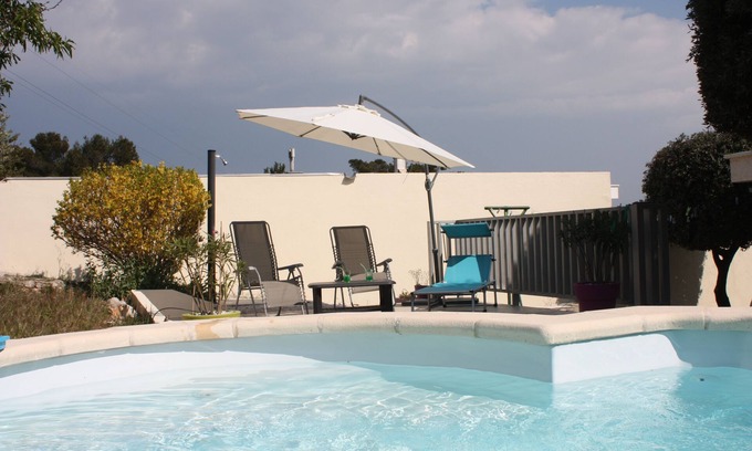 Carnoux-en-Provence Villa | VILLA PISCINA CARNOUX EN PROVENCE 8-10 CAMAS
