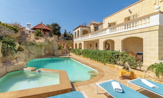 Santa Maria Estate Apartamento | Villa & Pool 1 Mellieħa Bay Retreat, Mellieha, Malta