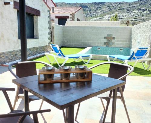 Solosancho Casa | Villa pose
