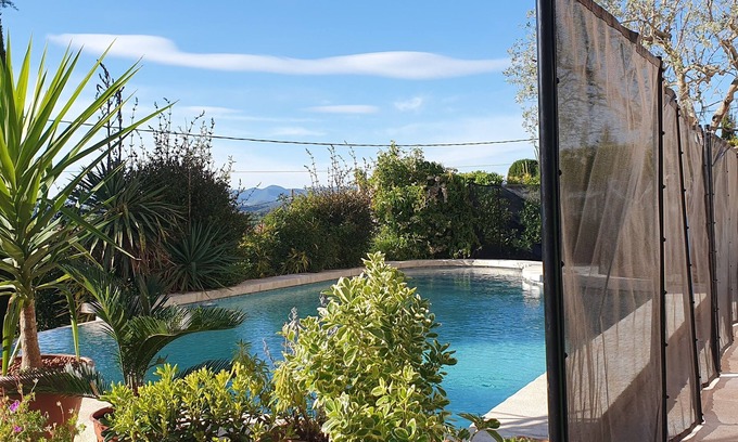Malaucene Villa | Villa Provençale au Pied du Mont Ventoux Avec Piscine à Débordement