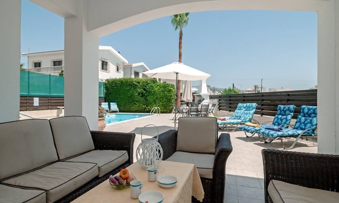 Peyia Town Villa | Villa Puccini
