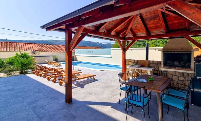 Grizane Villa | Villa Pura Vida por aneo travel