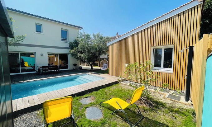 Pessac Casa | Villa Rafael junior