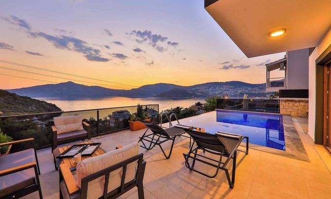 Kalkan Villa | Villa Rainbow