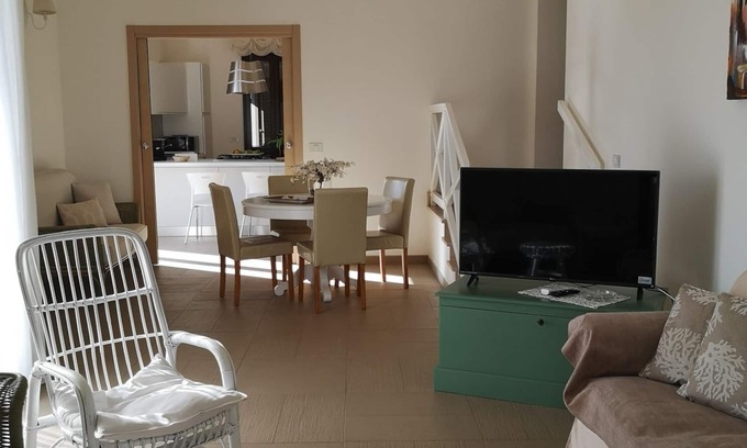 Fiumenaro Villa | Villa Residence Medea