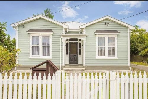 Masterton Casa | Villa Retreat