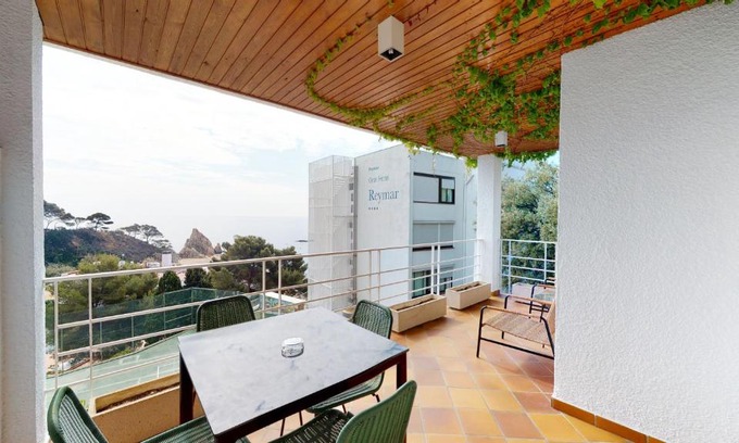Tossa de Mar Villa | Villa Reymar - diseño y vistas al mar
