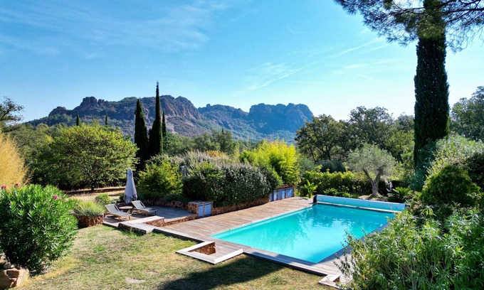 Roquebrune-sur-Argens Villa | Villa Rocks 3120 - A haven of peace at the foot of Roquebrune rock