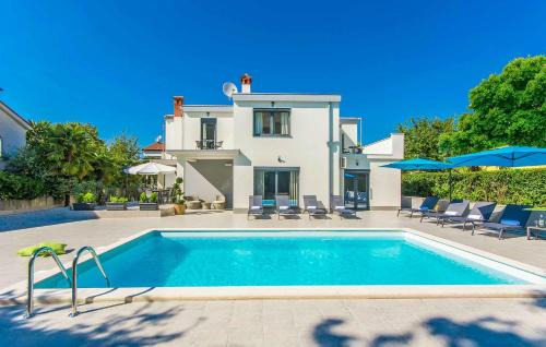 Spadici Villa | Villa Romi
