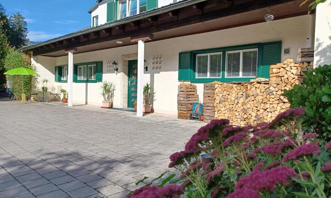 Bad Ischl Apartamento | Villa Romy mit 3 Gästezimmer