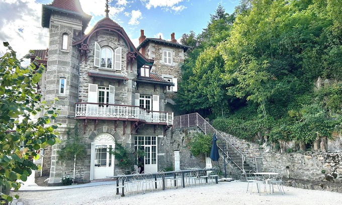 Auvergne-Rhone-Alpes Otro | Villa Rose, a manor house in the Monts du Lyonnais