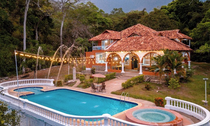 Soacha Otro | Villa Salma | Ac, Piscina, 21 personas
