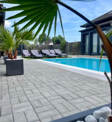 Sanov Apartamento | Villa Samson