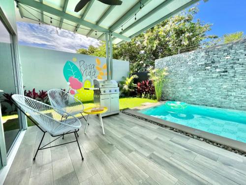Quepos Casa | Villa Santo Two Suites Retreat Charming Chic