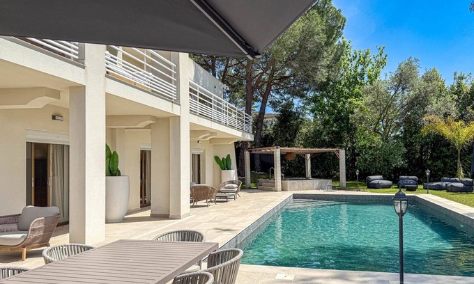 Mougins Villa | Villa Sarah - 10 rooms