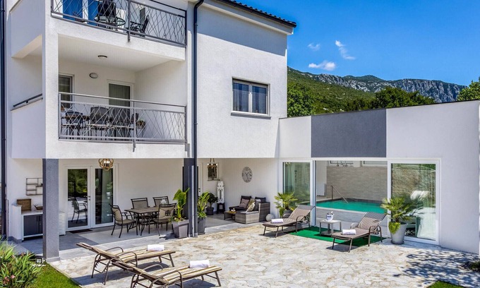 Tribalj Villa | Villa Savin - Cuatro Habitaciones Villa, Capacidad 8